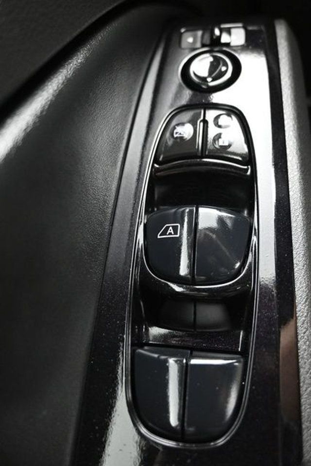 2024 Nissan Altima 2.5 SR Sedan - 23071751 - 28
