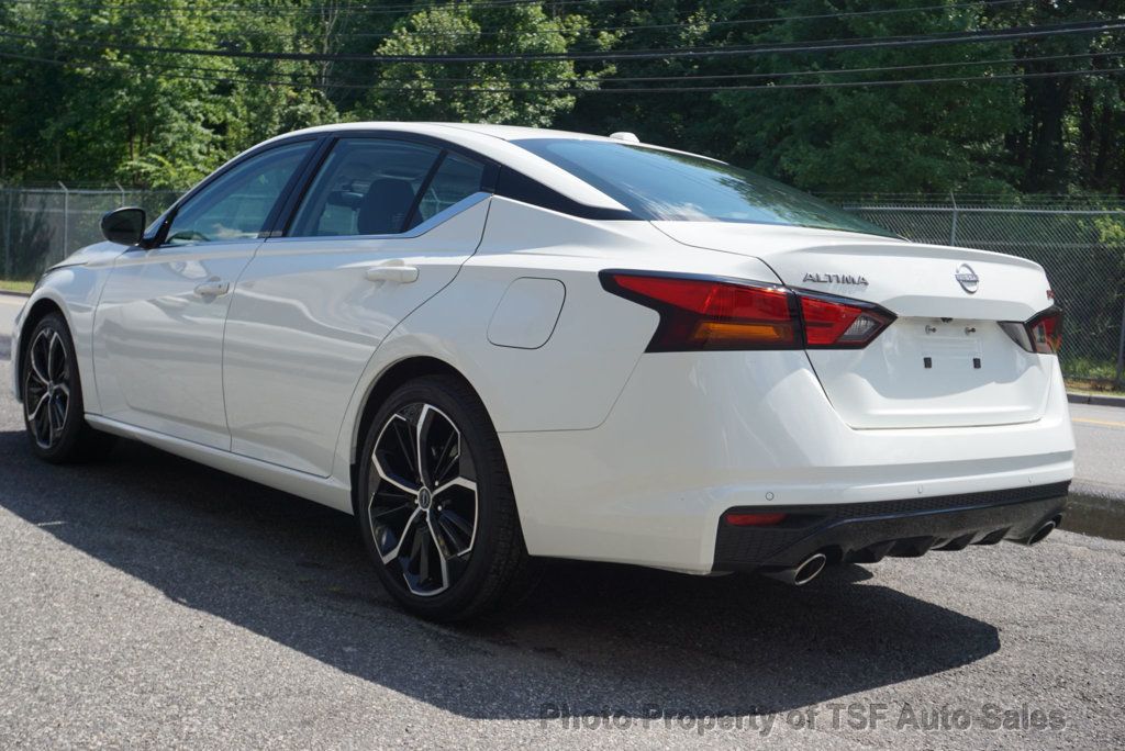 2024 Nissan Altima 2.5 SR Sedan - 22515927 - 4