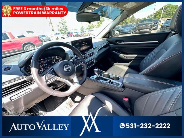 2024 Nissan Altima 2.5 SR Sedan 4D - 22939033 - 14