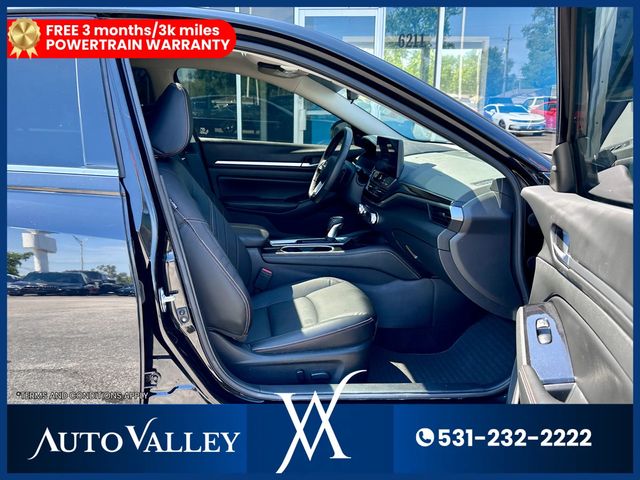 2024 Nissan Altima 2.5 SR Sedan 4D - 22939033 - 16
