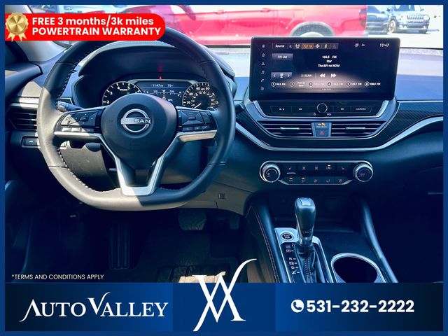 2024 Nissan Altima 2.5 SR Sedan 4D - 22939033 - 29