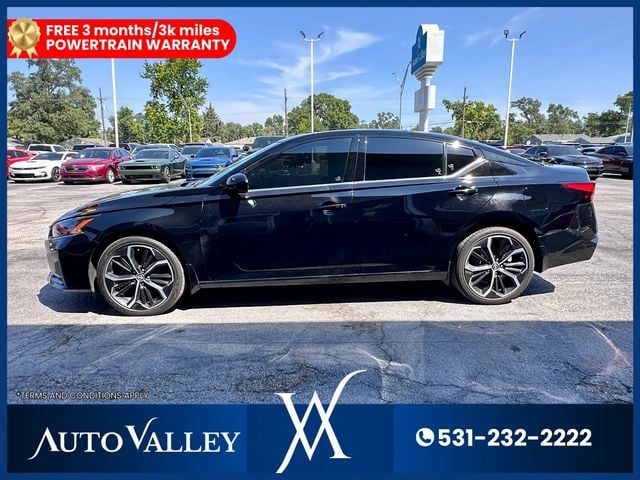 2024 Nissan Altima 2.5 SR Sedan 4D - 22939033 - 3