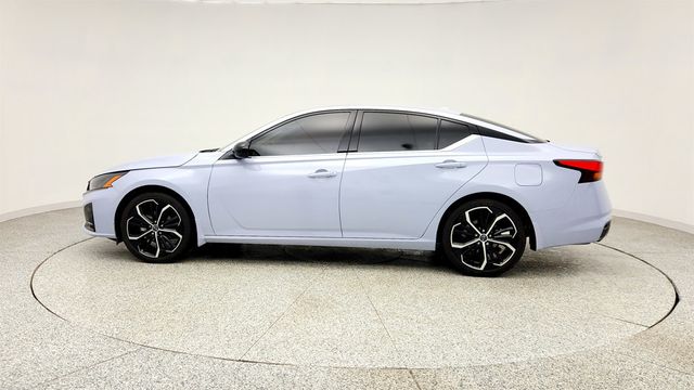 2024 Nissan Altima 2.5 SR Sedan with Premium Package - 23012310 - 7