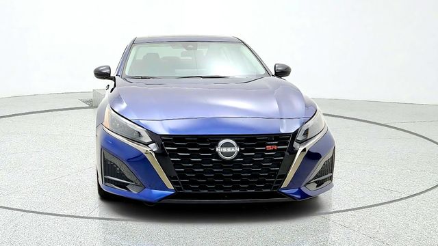 2024 Nissan Altima 2.5 SR Sedan w/ Premium Pkg, Moonroof, Leather & 12.3'' Display - 23091442 - 1