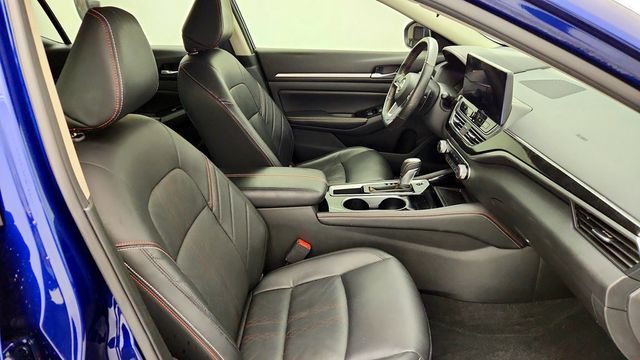 2024 Nissan Altima 2.5 SR Sedan w/ Premium Pkg, Moonroof, Leather & 12.3'' Display - 23091442 - 22