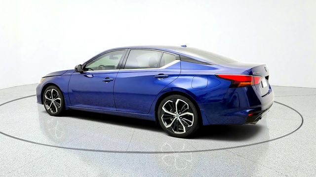 2024 Nissan Altima 2.5 SR Sedan w/ Premium Pkg, Moonroof, Leather & 12.3'' Display - 23091442 - 6