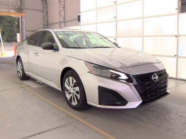 2024 Nissan Altima 2.5 S Sedan - 23041460 - 1