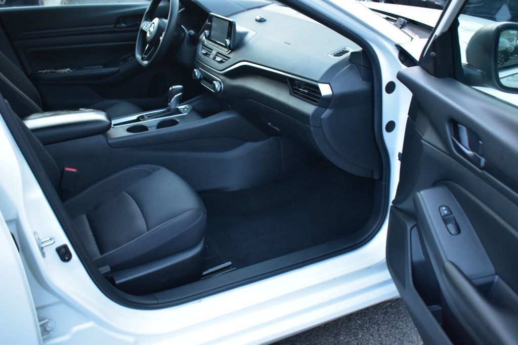 2024 Nissan Altima 2.5 S Sedan - 23093620 - 17