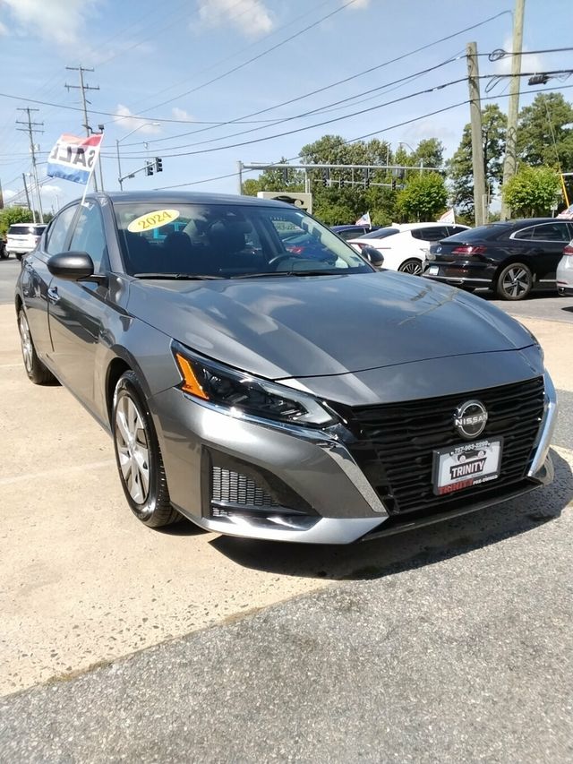 2024 Nissan Altima 2.5 S Sedan - 23084496 - 4