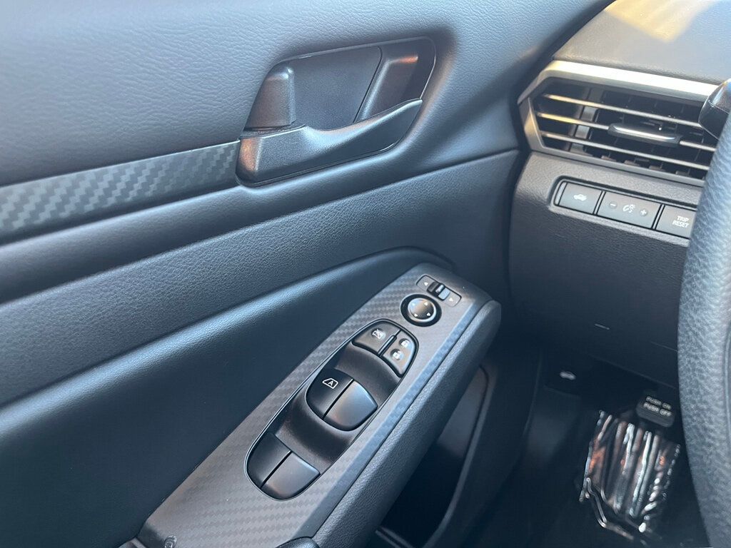 2024 Nissan Altima 2.5 S Sedan - 22984409 - 17
