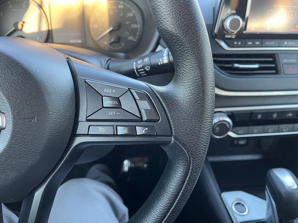 2024 Nissan Altima 2.5 S Sedan - 22984409 - 19