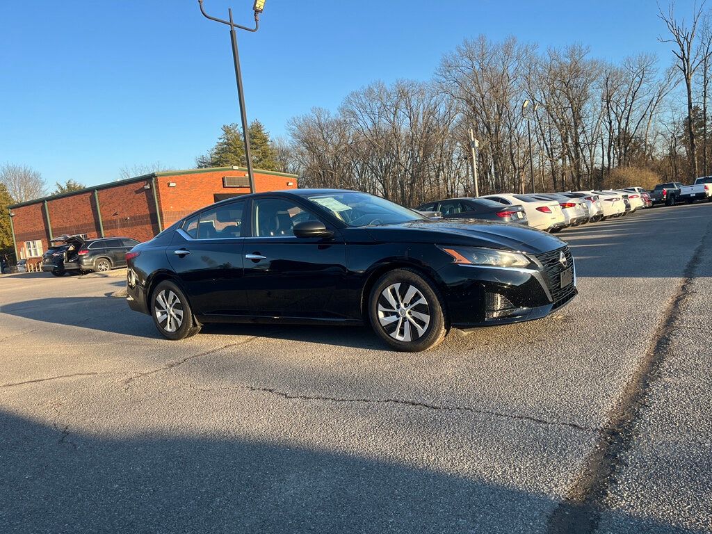 2024 Nissan Altima 2.5 S Sedan - 22984409 - 8