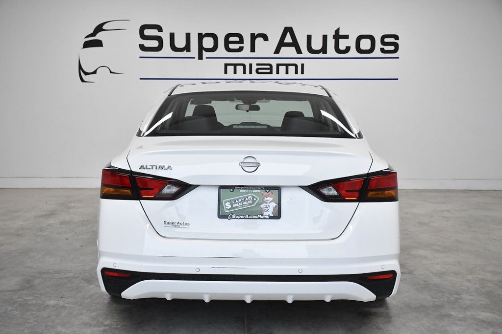 2024 Nissan Altima 2.5 S Sedan - 23093928 - 4