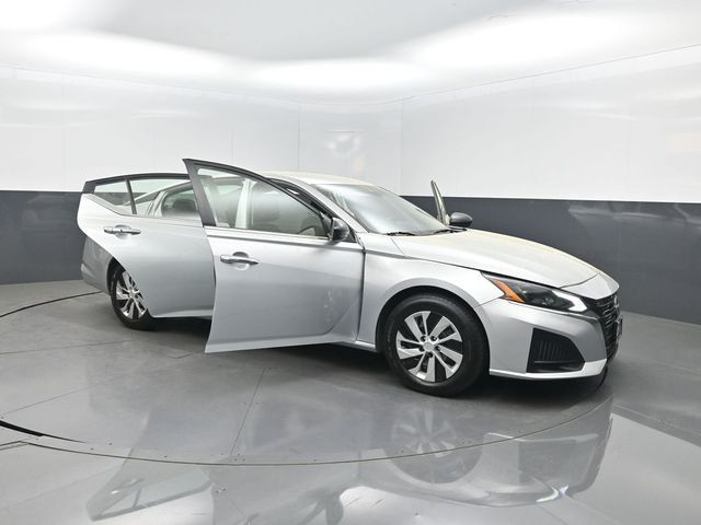 2024 Nissan Altima 2.5 S Sedan - 23011641 - 36