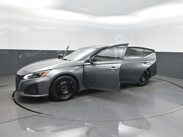 2024 Nissan Altima 2.5 S Sedan - 23016632 - 35