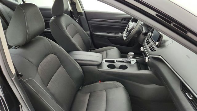 2024 Nissan Altima 2.5 S Sedan - 22947375 - 19