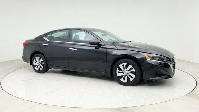 2024 Nissan Altima 2.5 S Sedan - 22947375 - 2