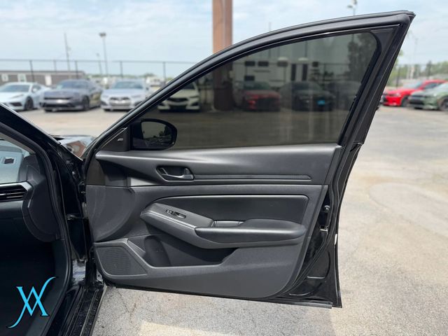2024 Nissan Altima 2.5 S Sedan 4D - 23048973 - 20