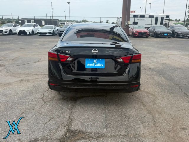 2024 Nissan Altima 2.5 S Sedan 4D - 23048973 - 5