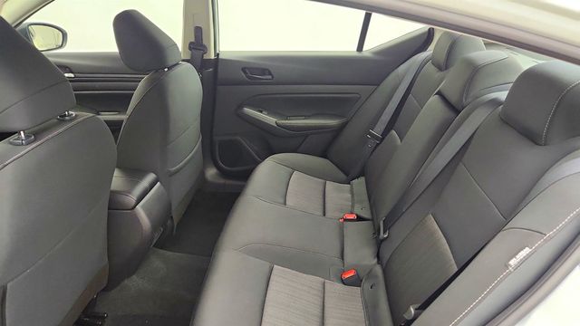 2024 Nissan Altima 2.5 SV AWD Sedan - 23053074 - 18