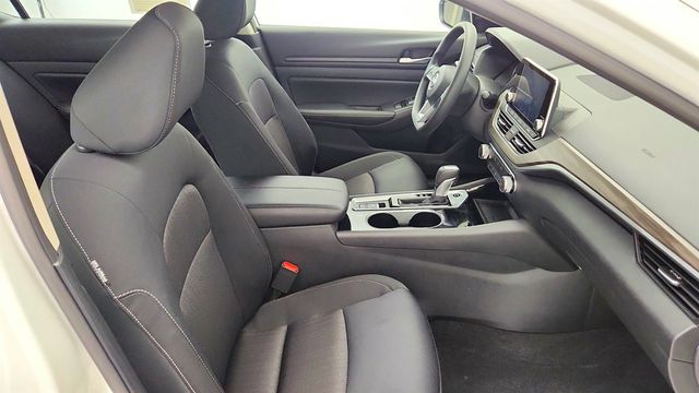 2024 Nissan Altima 2.5 SV AWD Sedan - 23053074 - 21