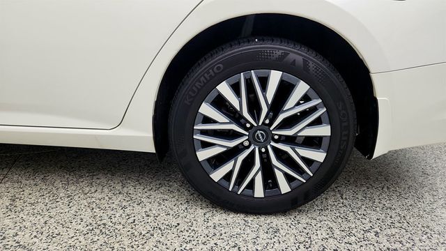 2024 Nissan Altima 2.5 SV AWD Sedan - 23053074 - 8