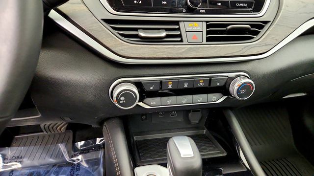 2024 Nissan Altima 2.5 SV AWD Sedan w/ Premium Pkg - 23100920 - 16