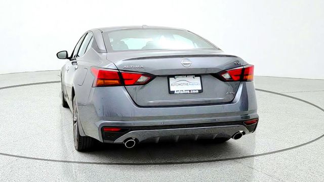 2024 Nissan Altima 2.5 SV AWD Sedan w/ Premium Pkg - 23100920 - 5