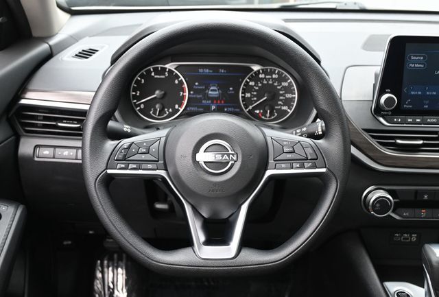 2024 Nissan Altima 2.5 SV Sedan - 23039692 - 9