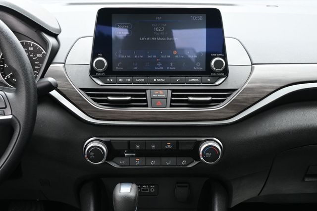 2024 Nissan Altima 2.5 SV Sedan - 23039692 - 10