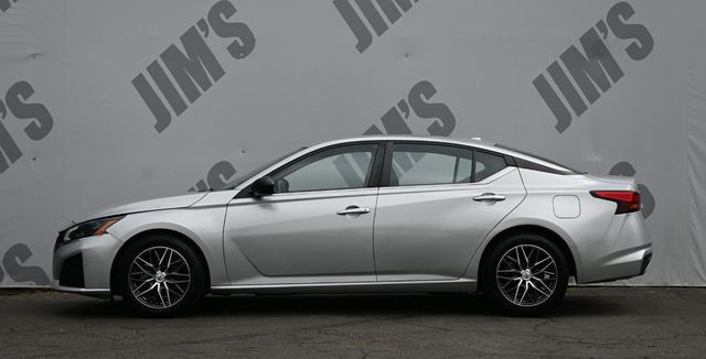 2024 Nissan Altima 2.5 SV Sedan - 23039692 - 5