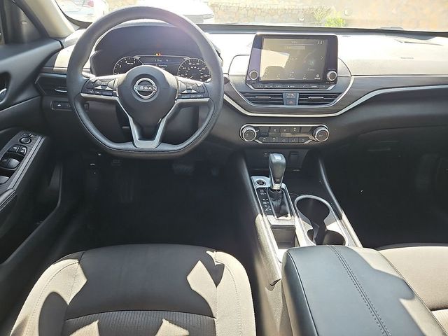 2024 Nissan Altima 2.5 SV Sedan - 23024051 - 7