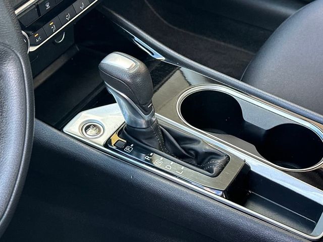 2024 Nissan Altima 2.5 SV Sedan - 22940783 - 18