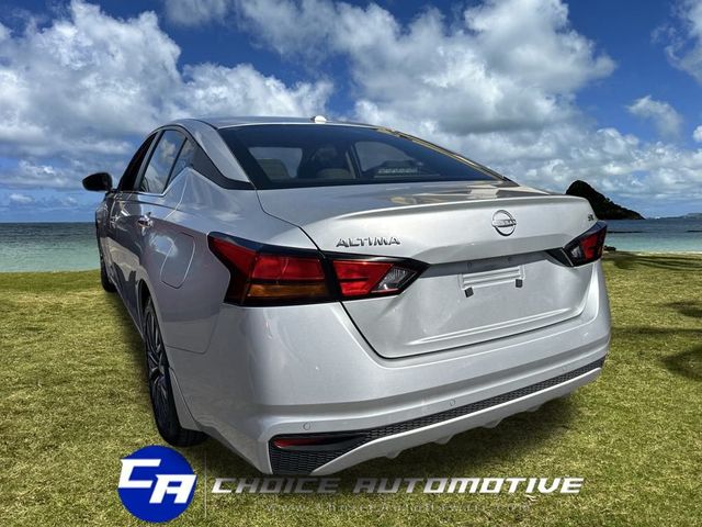 2024 Nissan Altima 2.5 SV Sedan - 22940783 - 4