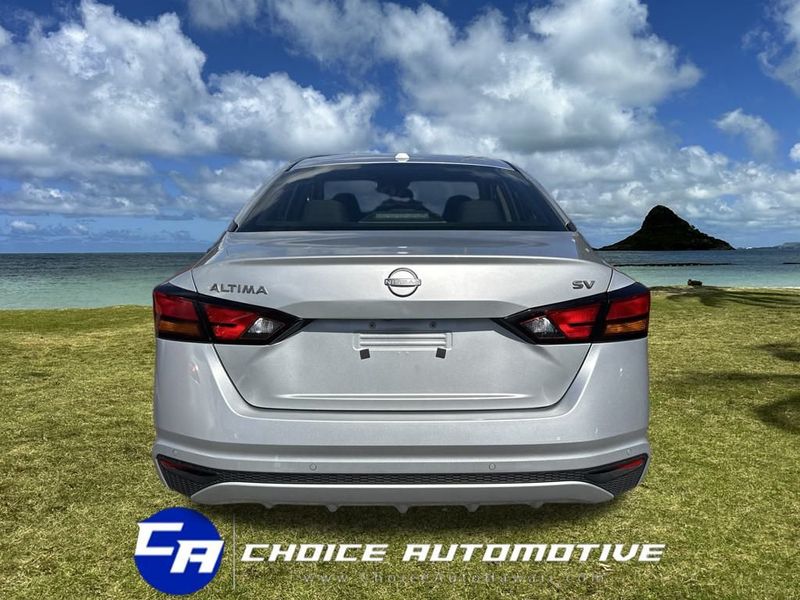 2024 Nissan Altima 2.5 SV Sedan - 22940783 - 6