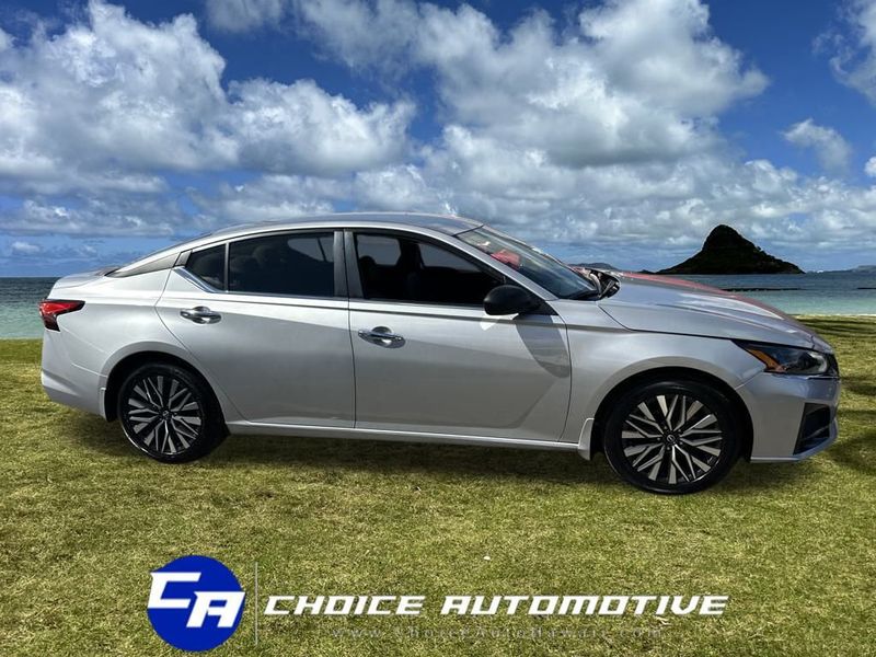 2024 Nissan Altima 2.5 SV Sedan - 22940783 - 8