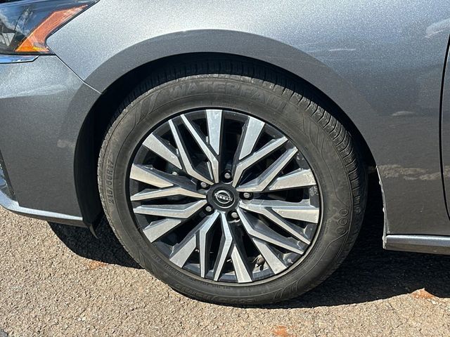 2024 Nissan Altima 2.5 SV Sedan - 23006661 - 11