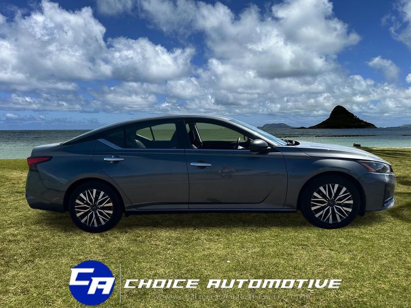 2024 Nissan Altima 2.5 SV Sedan - 23006661 - 8