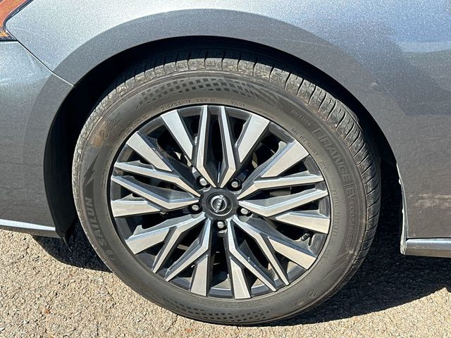 2024 Nissan Altima 2.5 SV Sedan - 23006694 - 11