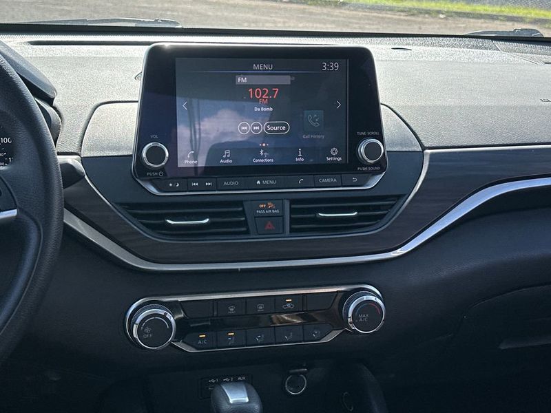 2024 Nissan Altima 2.5 SV Sedan - 23006696 - 15