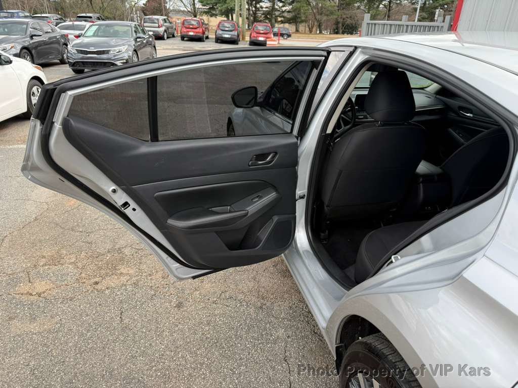 2024 Nissan Altima 2.5 SV Sedan - 22991452 - 9