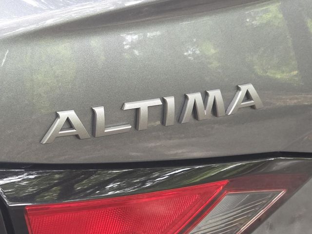 2024 Nissan Altima 2.5 SV Sedan - 23080204 - 24