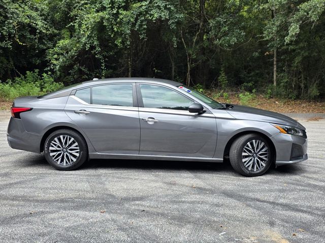 2024 Nissan Altima 2.5 SV Sedan - 23080204 - 29