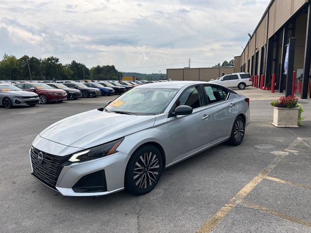 2024 Nissan Altima 2.5 SV Sedan - 23072247 - 2