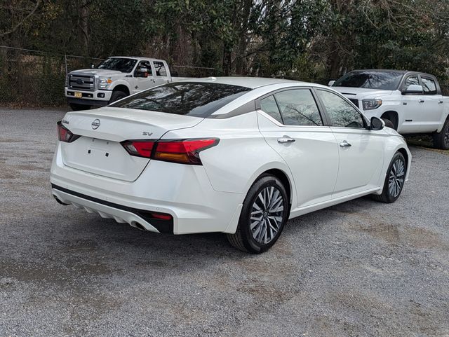 2024 Nissan Altima 2.5 SV Sedan - 22986357 - 3
