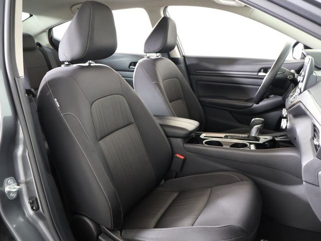 2024 Nissan Altima 2.5 SV Sedan - 22922886 - 27