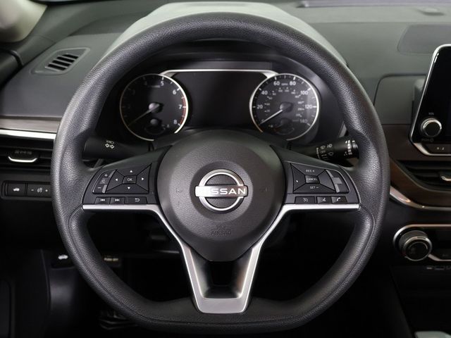 2024 Nissan Altima 2.5 SV Sedan - 22922886 - 34