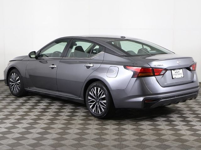 2024 Nissan Altima 2.5 SV Sedan - 22922886 - 5