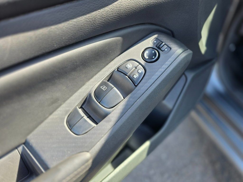 2024 Nissan Altima 2.5 SV Sedan - 22979154 - 18