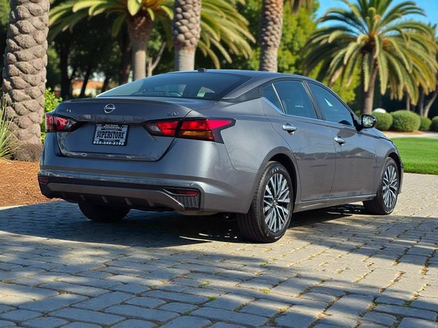 2024 Nissan Altima 2.5 SV Sedan - 22979154 - 5